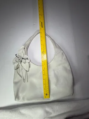 Paolo Masi White Leather Shoulder Bag with Floral Accent thumbnail 9
