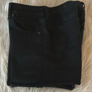 AMERICAN EAGLE Shorts Women’s Size 8 AE NE(X)T LEVEL STRETCH Mid Rise Shorts thumbnail 6