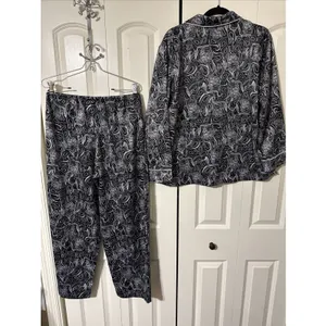 Women's Cabernet Sleepwear Set Pajamas Black And White Paisley Medium thumbnail 4