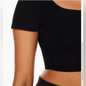 Aritzia‎ Babaton sculpt knit rib short sleeve square neck crop top sz m black thumbnail 2