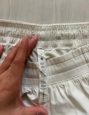 Lululemon Shorts White thumbnail 4