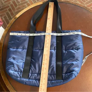 j.crew factory Puffer‎ Tote Bag in navy blue thumbnail 11