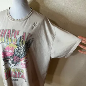 Daydreamer Guns N’ Roses 1985 Flaming Skull distressed trashed tee shirt XL thumbnail 2