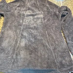 The North Face Women's Gray Soft Fleece Jacket thumbnail 3