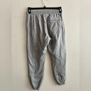 Nike Sportswear Club Fleece Joggers Sweatpants Light Grey S thumbnail 2