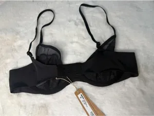 SKIMS Lace Demi Bra Onyx 34B NWT Sister Size 36a thumbnail 4