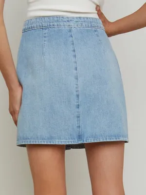 L’AGENCE The Kris Button Front Mini Skirt in Fontana Light Blue Size 25 NWT thumbnail 2