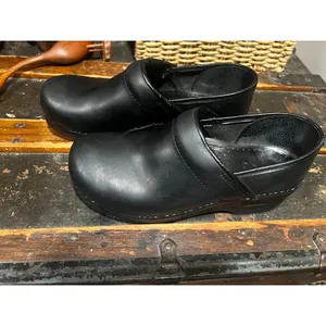 Dansko Professional Black Leather Closed Back Comfort Clogs Slip On Nurse 40 thumbnail 3