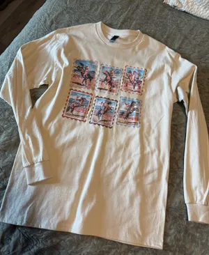 Medium long sleeve White thumbnail 1