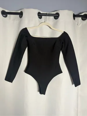 Karen Millen Body Contouring Black Long Sleeve Bardot Knit Thong Bodysuit XS thumbnail 5