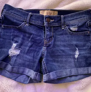 Hollister Midi Denim Shorts thumbnail 1