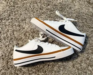Nike Sneakers Women’s thumbnail 1