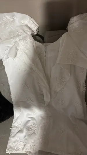 GB White dress thumbnail 3