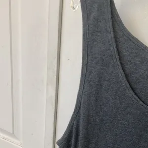 FINAL MARKDOWN Ava and Viv tank top 3x thumbnail 2