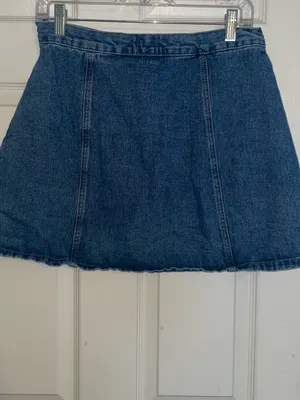 Urban Outfitters Denim Button-Front Mini Skirt in Dark Blue Size Large thumbnail 2