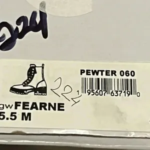 🆕Guess Fearne Pewter Combat Boots & Box thumbnail 8