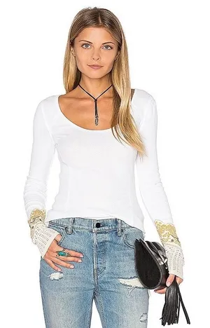 Free People We The Free Bandana Cuff Top Cream Scoop Neck Paisley‎ Thermal Sz XS thumbnail 1