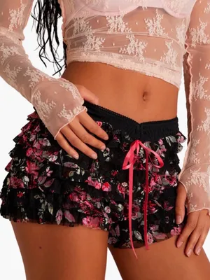FREE PEOPLE Feeling For Lace Black Pink Floral Shorts Ruffles Girly Size Medium thumbnail 1