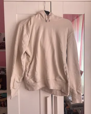 Uniqlo Cream Hoodie thumbnail 1