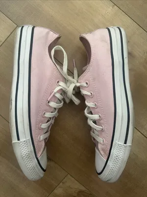 Pink Converse Low Top Unisex Sz 8 thumbnail 2