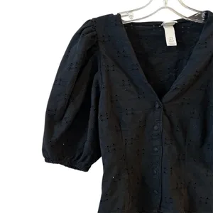 H&M Women's XS Black Puff Sleeve Blouse‎ thumbnail 3