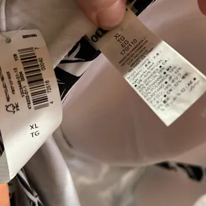 Old navy black and white halter bathing suit nwt thumbnail 5
