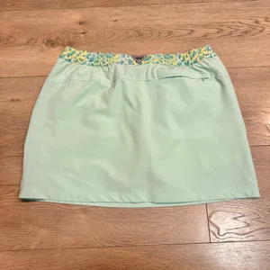 Columbia Womens Mint Green Floral Waist Golf Skort 10L Medium Built in Short‎ thumbnail 2