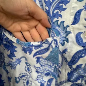 Roller Rabbit Blue White Paisley Floral Long Sleeve Button Down Shirt Womens XL thumbnail 8