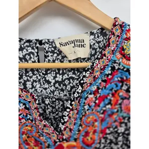 Savanna Jane Top Womens Large Floral Embroidered Sleeveless Black EUC thumbnail 2