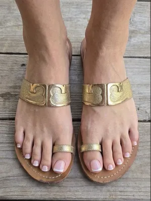Tory Burch Marcia Gold Metallic Toe Ring Logo Vamp Slide On Sandal Size 8 thumbnail 1