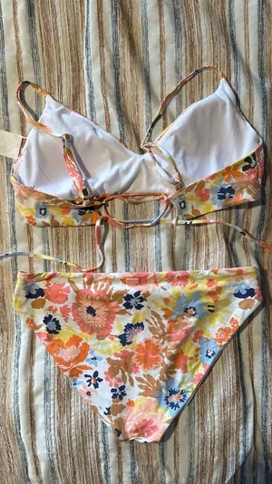 Roxy Swimsuit thumbnail 3