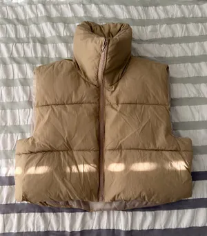 Tan Cropped Puffer Vest Size M thumbnail 1