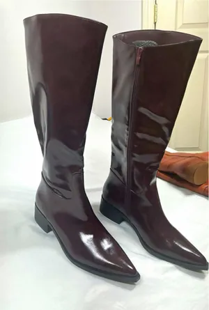 Women’s Burgundy Knee High Zip Pointed Toe Riding Boots size 10 thumbnail 1