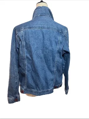 Jaclyn smith size L Stylish Denim Jacket with Purple Buttons Retro Western thumbnail 2