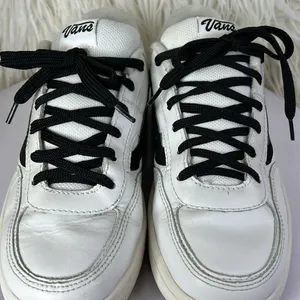 Vans “Lani” size 8 leather vintage white black thumbnail 5