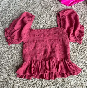 Pink top thumbnail 1