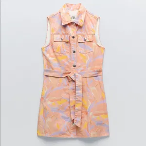 ✨ ZARA PRINTED DENIM DRESS✨ thumbnail 4