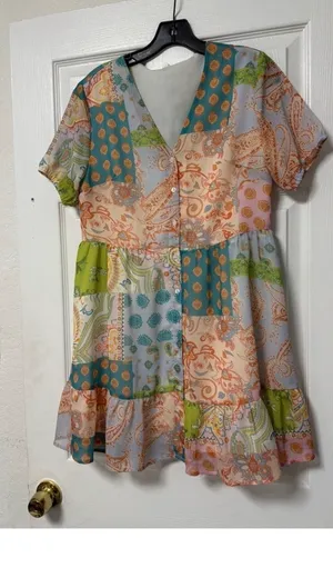 🌸 SHEIN Bohemian Floral & Paisley Patchwork Mini Dress | V-Neck Short Sleeve 🌸 thumbnail 2
