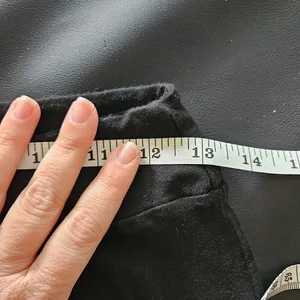 F.H. Clothing Co. woman’s size large cropped pants in black thumbnail 4