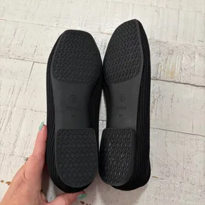 Vivaia Square-Toe V-Cut Flats Margot 2.0 EU size 41 US size 9.5 Black‎ Knit thumbnail 9