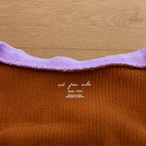 Urban Outfitters Go For Gold Orange Contrast Trim Long Sleeve Crop Top thumbnail 4
