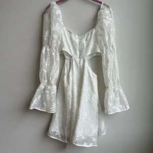 NWT Cider Floral Jacquard Cut Out Long Sleeve Puffy Mini White Dress Size Small thumbnail 5