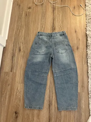 Forever 21 Barrel Jeans thumbnail 3