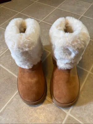 Faux Fur Cuff Tan Winter Boots with Buckle thumbnail 6
