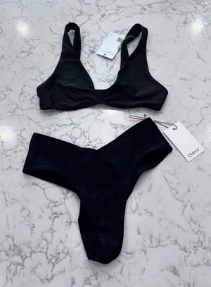 NWT Quince Black Italian Plunge Bikini Top & V Cut Bottom Set Size Small thumbnail 1
