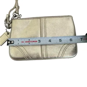 Coach‎ Classic Gold Metallic Leather Wristlet Small Wallet thumbnail 6