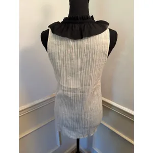 Banana Republic Sleeveless Gauze Ruffle Neck Blouse Black White Regency Frill thumbnail 5