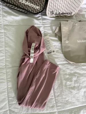 Lululemon Align 23" High-Rise Crop thumbnail 2