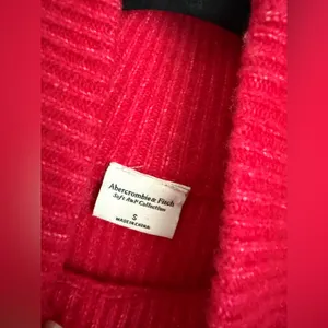 Abercrombie & Fitch women’s berry turtleneck knit sweater small funnel neck thumbnail 7