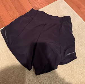 Lululemon Hotty Hot Shorts thumbnail 1